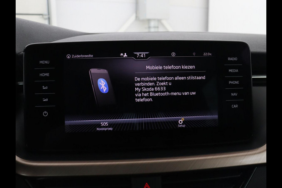 Škoda SCALA 1.0 TSI Business Edition | Stoelverwarming | Trekhaak | Camera | Virtual Cockpit | Carplay | Navigatie | Keyless | Climate control | Full LED | Cruise control | Bluetooth