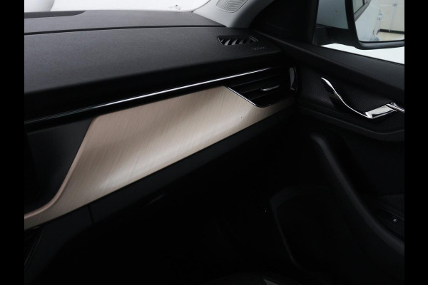 Škoda SCALA 1.0 TSI Business Edition | Stoelverwarming | Trekhaak | Camera | Virtual Cockpit | Carplay | Navigatie | Keyless | Climate control | Full LED | Cruise control | Bluetooth