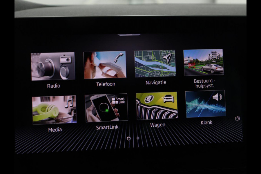 Škoda SCALA 1.0 TSI Business Edition | Stoelverwarming | Trekhaak | Camera | Virtual Cockpit | Carplay | Navigatie | Keyless | Climate control | Full LED | Cruise control | Bluetooth