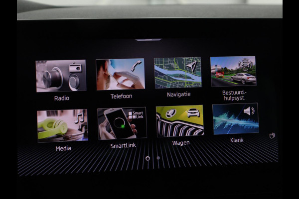 Škoda SCALA 1.0 TSI Business Edition | Stoelverwarming | Trekhaak | Camera | Virtual Cockpit | Carplay | Navigatie | Keyless | Climate control | Full LED | Cruise control | Bluetooth