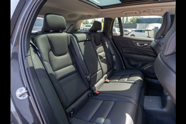Volvo V60 2.0 T6 PHEV 350PK AWD Plus Dark |100% | Pano | Surround View | H/K Sound