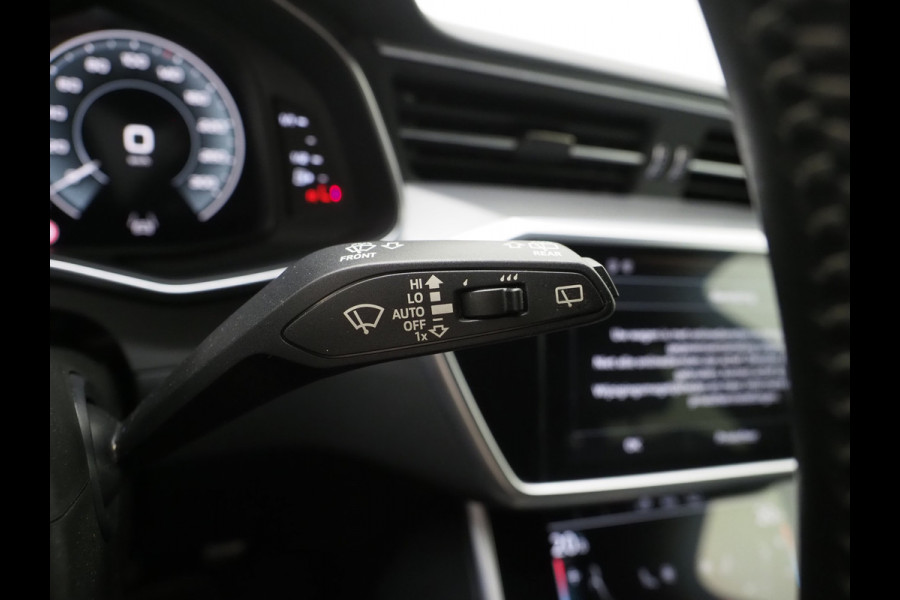 Audi A6 Avant 55 TFSI e quattro Competition Full Black | Keyless | Trekhaak | Adaptive Cruise | Stoelverwarming | Zwarte Hemel | Carplay