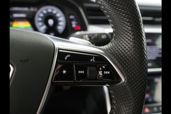 Audi A6 Avant 55 TFSI e quattro Competition Full Black | Keyless | Trekhaak | Adaptive Cruise | Stoelverwarming | Zwarte Hemel | Carplay