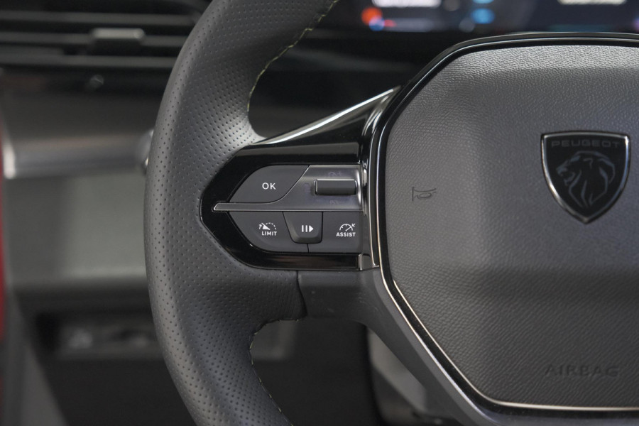 Peugeot 408 1.2 Hybrid 145 e-DCS6 GT | Alcantara Pack | 360 Camera | Navigatie | Stoelverwarming