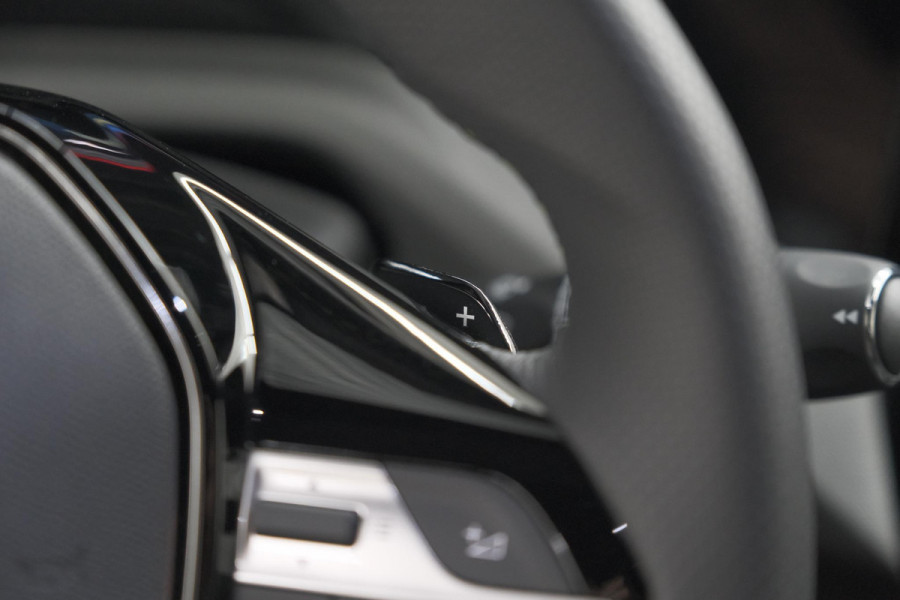 Peugeot 408 1.2 Hybrid 145 e-DCS6 GT | Alcantara Pack | 360 Camera | Navigatie | Stoelverwarming