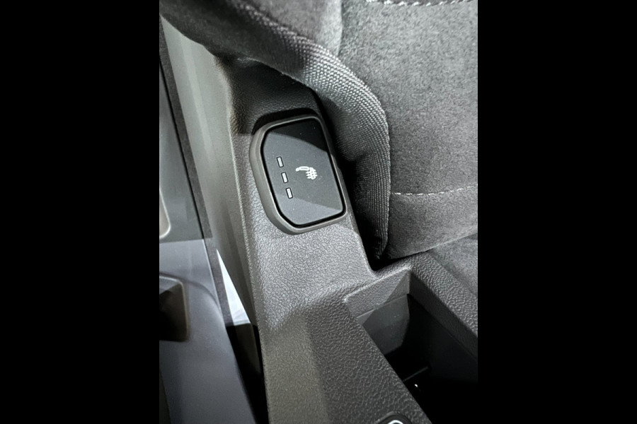 Volkswagen Multivan 1.4 eHybrid Energetic 6P/PANO/6XSTOELVERW/H-UP/H-KARDON/STOEL-M+MASSAGE/360CAM/IQ-LICHT/FULL-OPTION!!!