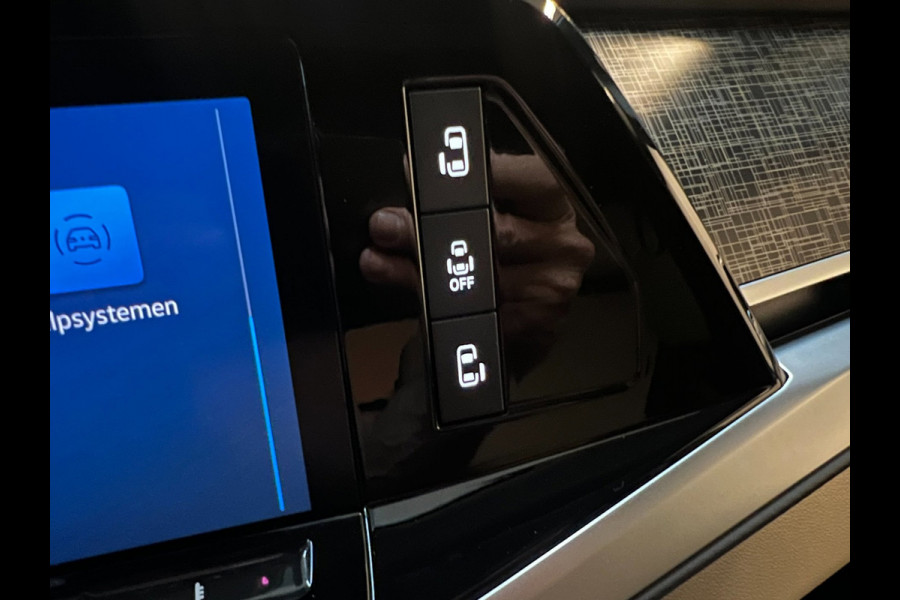 Volkswagen Multivan 1.4 eHybrid Energetic 6P/PANO/6XSTOELVERW/H-UP/H-KARDON/STOEL-M+MASSAGE/360CAM/IQ-LICHT/FULL-OPTION!!!
