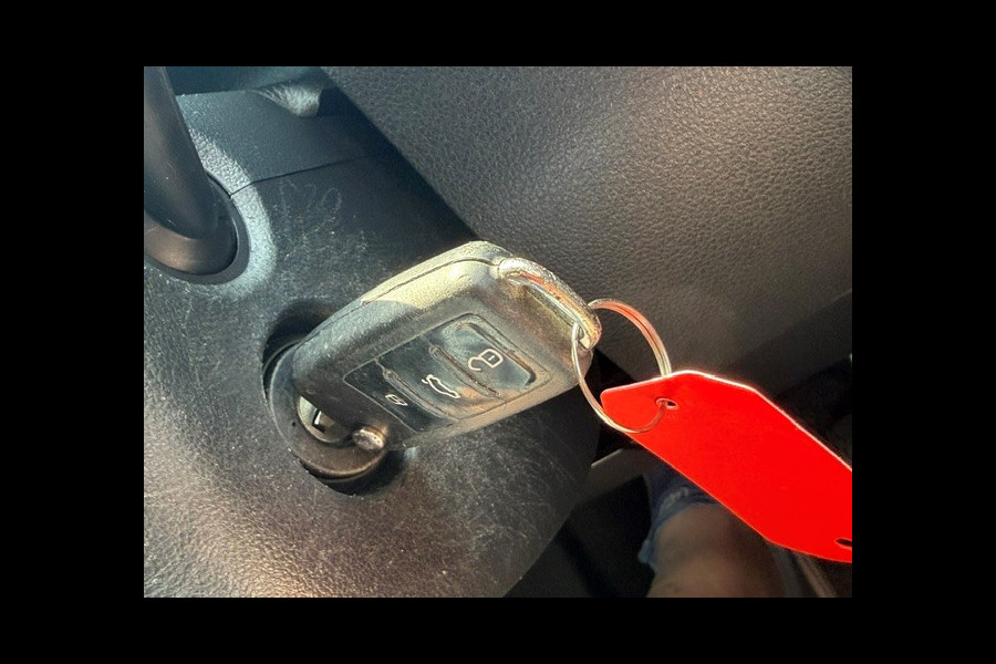 Volkswagen Caddy 1.4 TGI L2H1 EcoFuel Maxi AIRCO I MULTIMEDIA I 1e EIGENAAR I COMPETE ONDERHOUDSHISTORIE I RIJDEN OP GROEN GAS IS CO2 NEUTRAAL