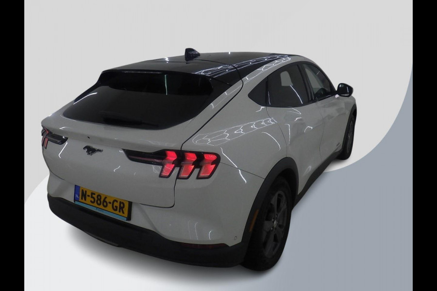 Ford Mustang Mach-E RWD 75 kWh WORDT VERWACHT!| 59.800 KM | SOH 93% | Lederen Interieur | Technology Pack | Panorama Dak |