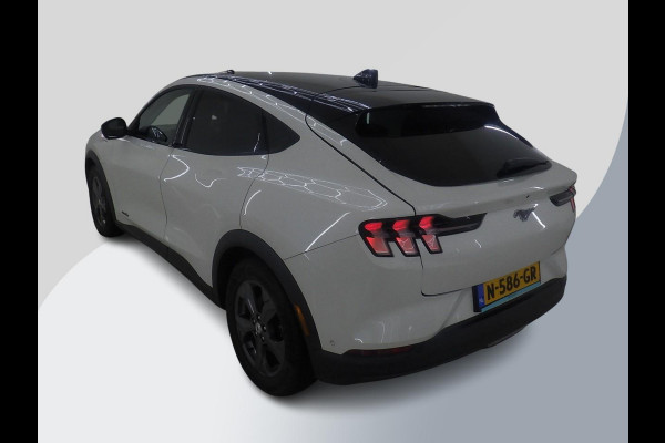 Ford Mustang Mach-E RWD 75 kWh WORDT VERWACHT!| 59.800 KM | SOH 93% | Lederen Interieur | Technology Pack | Panorama Dak |