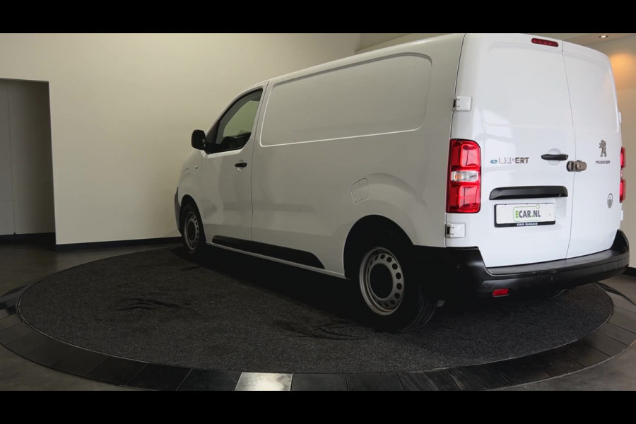 Peugeot e-Expert Standard Asphalt 75 kWh | Stoelverwarming | Carplay / Android auto | Cruise Control | Soh (batterijcheck) Waarde 93,5 %