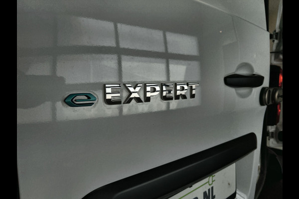Peugeot e-Expert Standard Asphalt 75 kWh | Stoelverwarming | Carplay / Android auto | Cruise Control | Soh (batterijcheck) Waarde 93,5 %