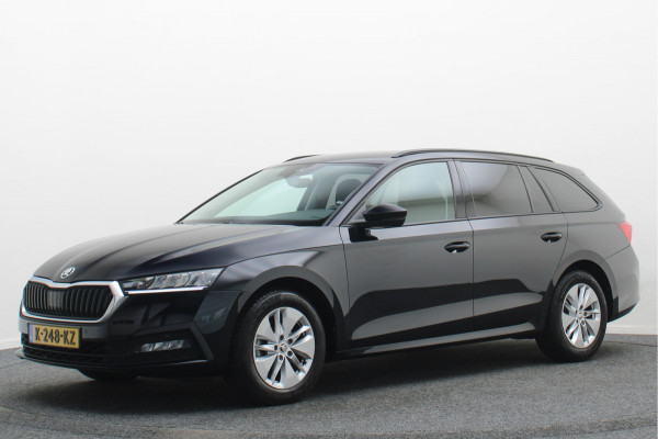 Škoda Octavia Combi 1.0 e-TSI Business Edition Virtual Cockpit, Keyless, LED, Apple Carplay, PDC