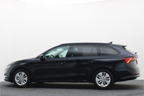 Škoda Octavia Combi 1.0 e-TSI Business Edition Virtual Cockpit, Keyless, LED, Apple Carplay, PDC