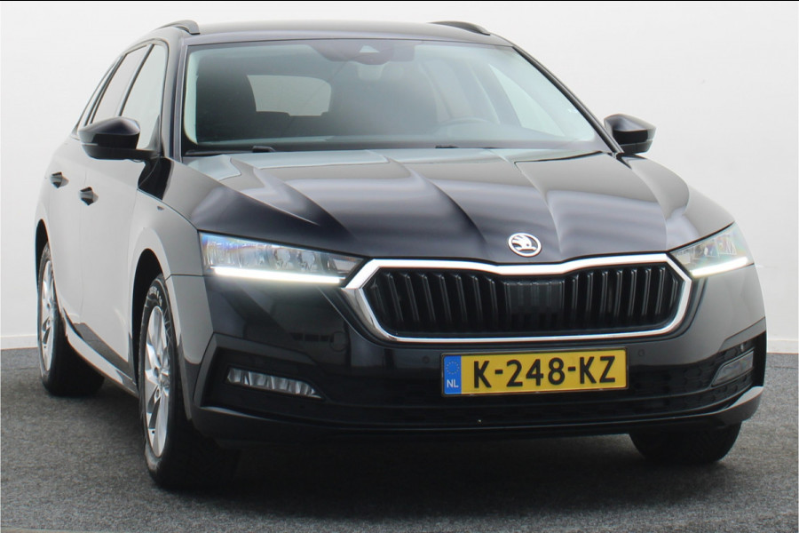 Škoda Octavia Combi 1.0 e-TSI Business Edition Virtual Cockpit, Keyless, LED, Apple Carplay, PDC