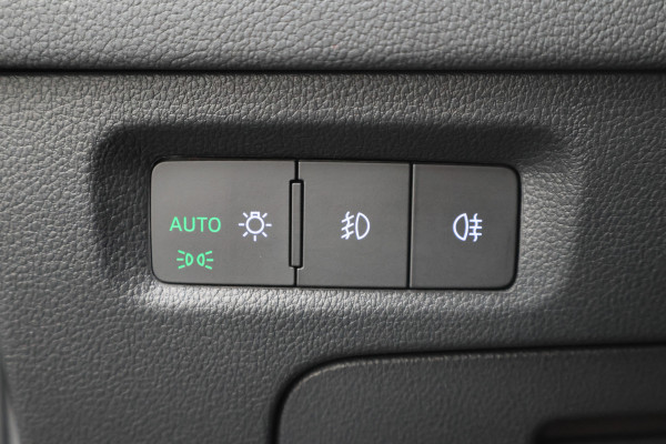 Škoda Octavia Combi 1.0 e-TSI Business Edition Virtual Cockpit, Keyless, LED, Apple Carplay, PDC