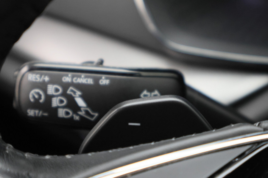 Škoda Octavia Combi 1.0 e-TSI Business Edition Virtual Cockpit, Keyless, LED, Apple Carplay, PDC