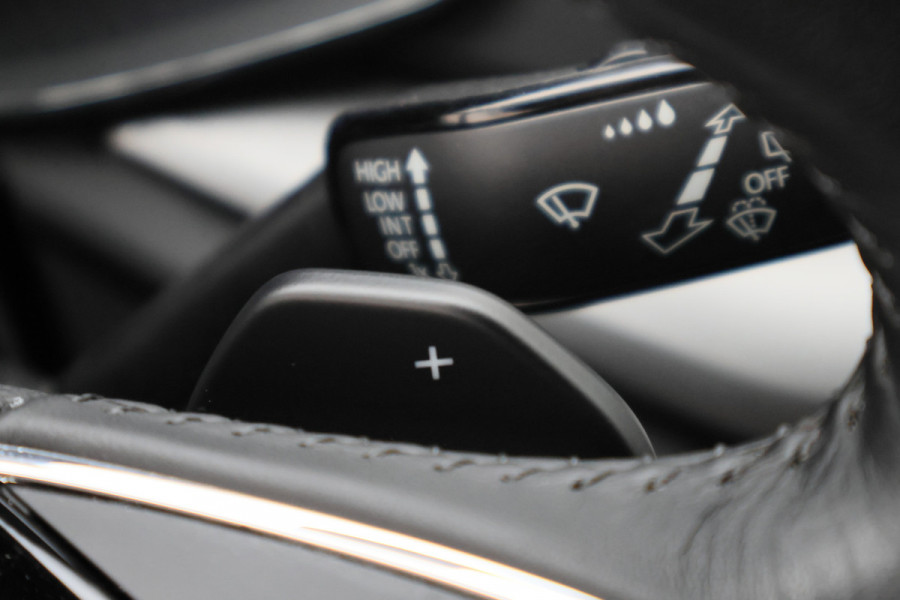 Škoda Octavia Combi 1.0 e-TSI Business Edition Virtual Cockpit, Keyless, LED, Apple Carplay, PDC