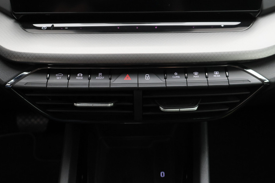 Škoda Octavia Combi 1.0 e-TSI Business Edition Virtual Cockpit, Keyless, LED, Apple Carplay, PDC