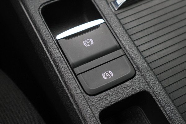 Škoda Octavia Combi 1.0 e-TSI Business Edition Virtual Cockpit, Keyless, LED, Apple Carplay, PDC