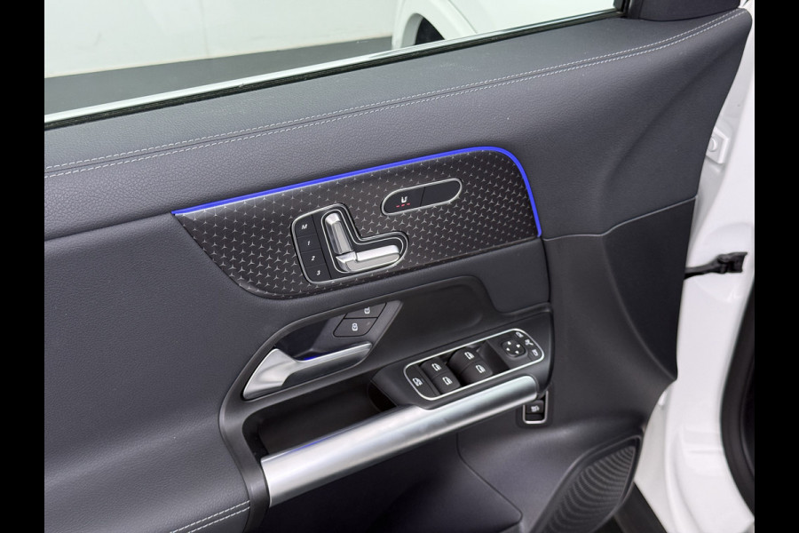 Mercedes-Benz EQA 300 4MATIC AMG Line 71 kWh | Pano Memory Sfeer