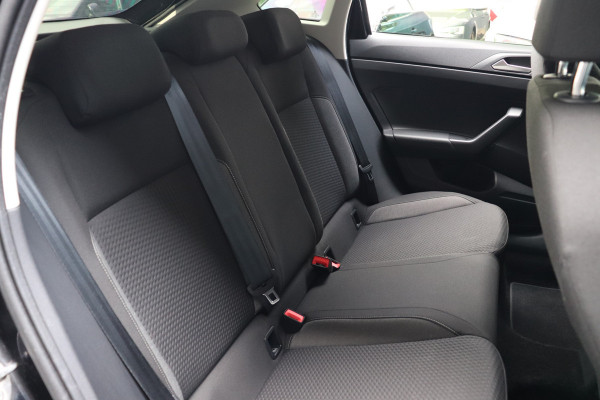 Volkswagen Taigo 1.0 TSI DSG Trekhaak Camera Navi ACC