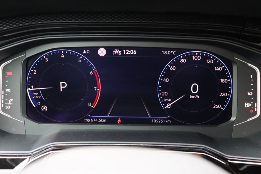 Volkswagen Taigo 1.0 TSI DSG Trekhaak Camera Navi ACC