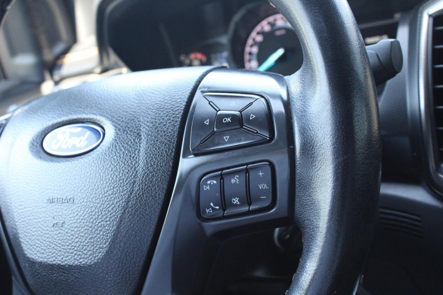 Ford Ranger 3.2 TDCi Wildtrak Doublecab | Hardtop | Zeer Netjes! | Trekhaak | Adaptive Cruise Control | Camera|  Stoelverwarming |