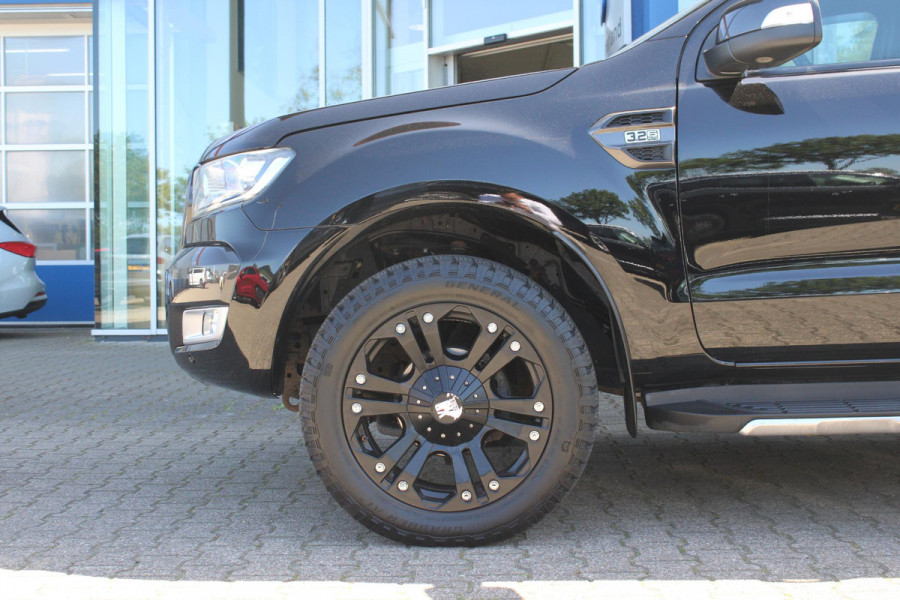 Ford Ranger 3.2 TDCi Wildtrak Doublecab | Hardtop | Zeer Netjes! | Trekhaak | Adaptive Cruise Control | Camera|  Stoelverwarming |