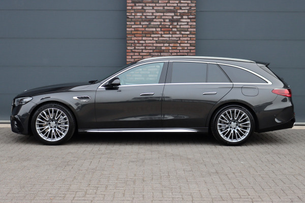 Mercedes-Benz E-Klasse Estate AMG 53 4MATIC+ Premium+ | 585pk | Hyperscreen | Achterasbesturing | Distronic | Zonweringspakket | Trekhaak | Verwarmd Stuurwiel | HUD | Burmester | 3D-Display |