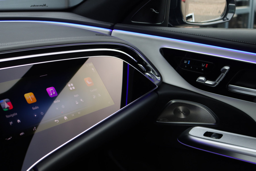Mercedes-Benz E-Klasse Estate AMG 53 4MATIC+ Premium+ | 585pk | Hyperscreen | Achterasbesturing | Distronic | Zonweringspakket | Trekhaak | Verwarmd Stuurwiel | HUD | Burmester | 3D-Display |