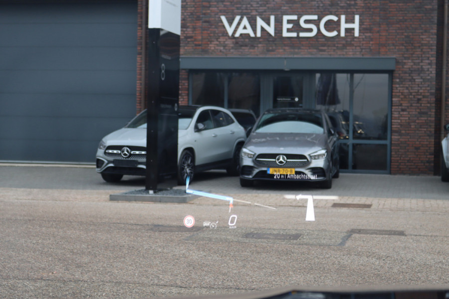 Mercedes-Benz E-Klasse Estate AMG 53 4MATIC+ Premium+ | 585pk | Hyperscreen | Achterasbesturing | Distronic | Zonweringspakket | Trekhaak | Verwarmd Stuurwiel | HUD | Burmester | 3D-Display |