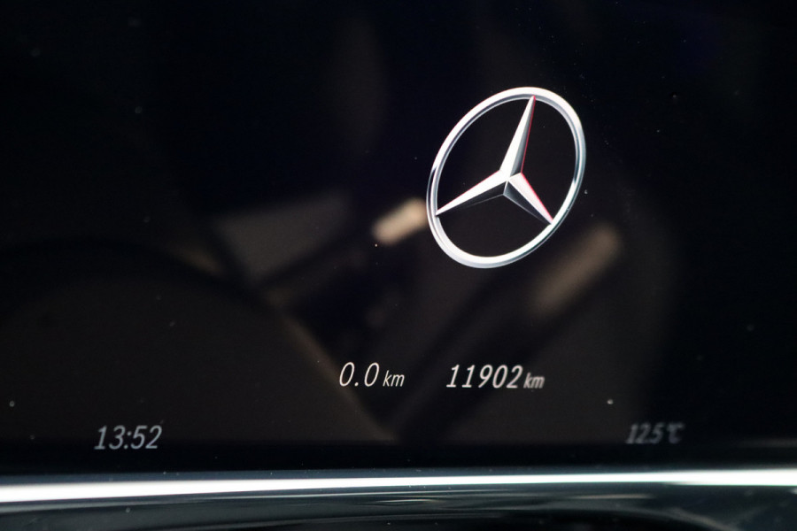 Mercedes-Benz E-Klasse Estate AMG 53 4MATIC+ Premium+ | 585pk | Hyperscreen | Achterasbesturing | Distronic | Zonweringspakket | Trekhaak | Verwarmd Stuurwiel | HUD | Burmester | 3D-Display |