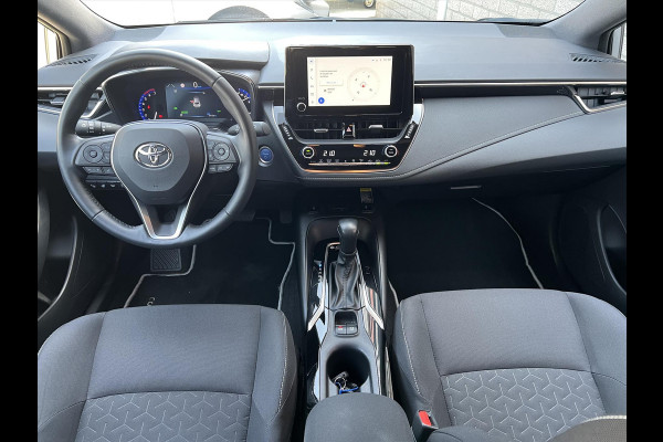 Toyota Corolla 1.8 Hybrid Style | Dodehoekherkenning, Parkeersensoren, Stoel + Stuurverwarming, Keyless, 17 inch