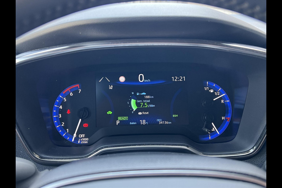 Toyota Corolla 1.8 Hybrid Style | Dodehoekherkenning, Parkeersensoren, Stoel + Stuurverwarming, Keyless, 17 inch
