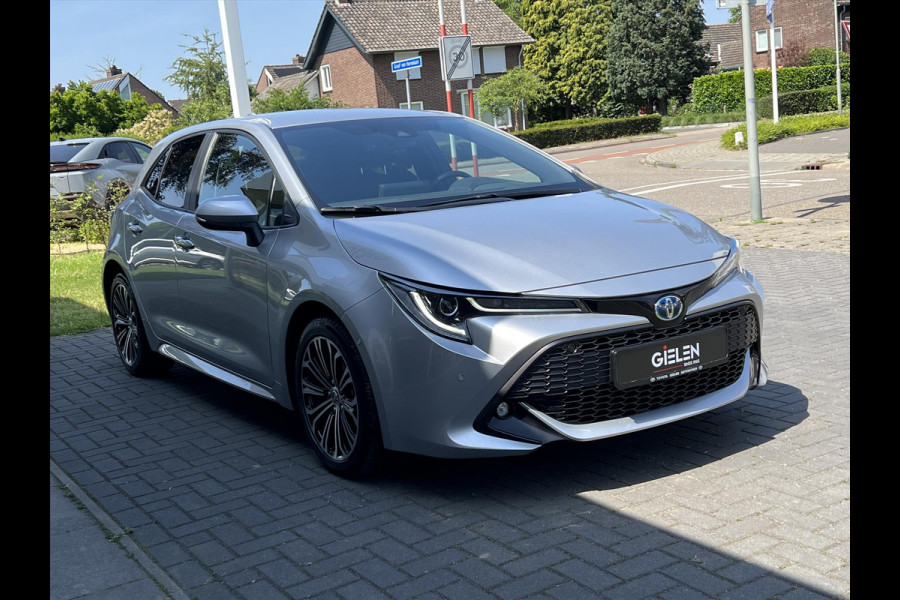 Toyota Corolla 1.8 Hybrid Style | Dodehoekherkenning, Parkeersensoren, Stoel + Stuurverwarming, Keyless, 17 inch
