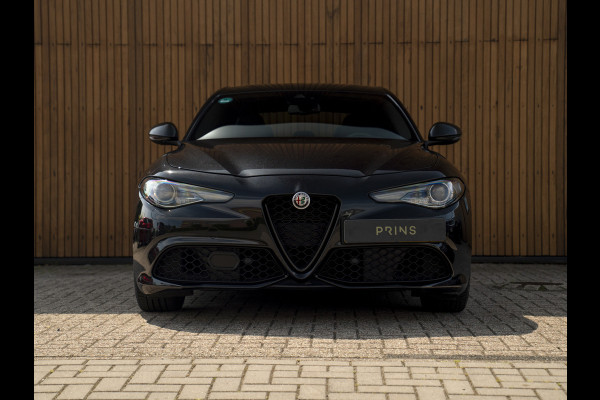 Alfa Romeo Giulia 2.0T Veloce Ti 280pk | Carbon | Orig. NL | 2e eigenaar