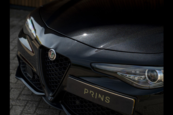 Alfa Romeo Giulia 2.0T Veloce Ti 280pk | Carbon | Orig. NL | 2e eigenaar