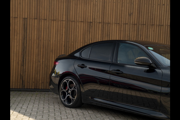 Alfa Romeo Giulia 2.0T Veloce Ti 280pk | Carbon | Orig. NL | 2e eigenaar