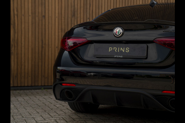 Alfa Romeo Giulia 2.0T Veloce Ti 280pk | Carbon | Orig. NL | 2e eigenaar