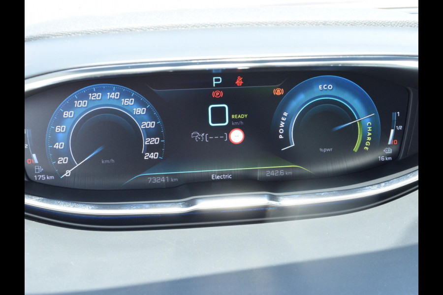 Peugeot 3008 1.6 HYbrid 225 GT Pack Business | ELEKTRISCH GLAZEN PANORAMADAK | CAMERA MET SENSOREN | NAVI & CARPLAY |