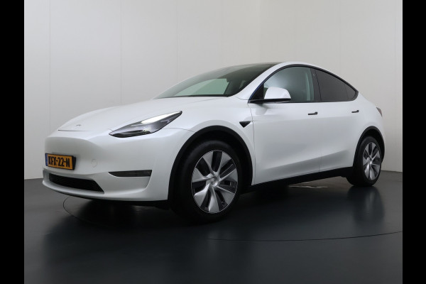 Tesla Model Y Long Range AWD 75kWh SOH 94% Warmtepomp AI-Computer Traffic Aware Adap.Cruise Leder Panoramadak Navi Ecc Camera Stoel+Stuurverwa Privacy Glas Lmv Elek.Achterklep Led Elek.Stoelen+Memory 4WD Fabrieksgarantie tot 15-02-2027 - Garantie op de Accu+Motor tot 15-2-2031/192.000km