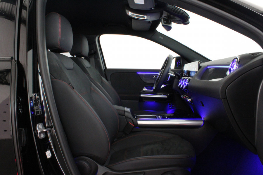 Mercedes-Benz GLA 250 e AMG Line > Night-pakket/Adapt.cruise/keyless/Camera/Apple Carplay