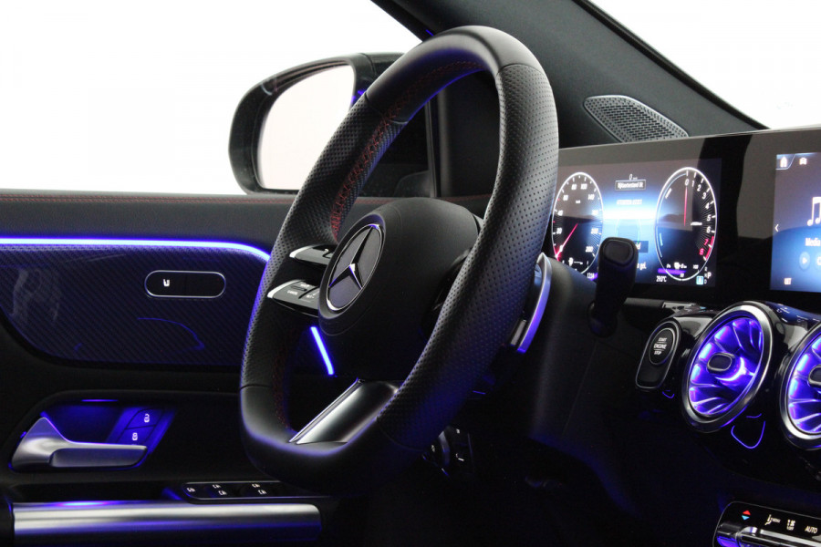 Mercedes-Benz GLA 250 e AMG Line > Night-pakket/Adapt.cruise/keyless/Camera/Apple Carplay