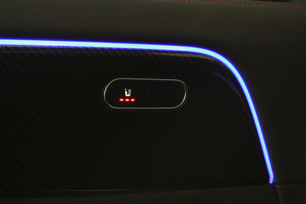 Mercedes-Benz GLA 250 e AMG Line > Night-pakket/Adapt.cruise/keyless/Camera/Apple Carplay