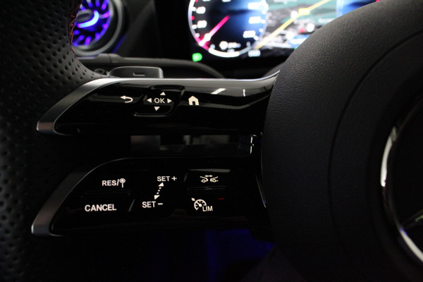 Mercedes-Benz GLA 250 e AMG Line > Night-pakket/Adapt.cruise/keyless/Camera/Apple Carplay