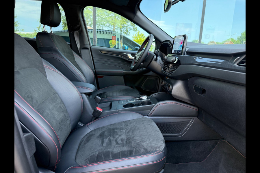 Ford Kuga 2.5 PHEV ST-Line X - Automaat - Navi - Parkeerhulp - Winterpakket