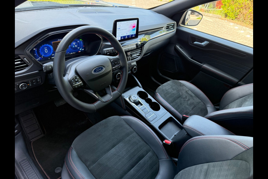 Ford Kuga 2.5 PHEV ST-Line X - Automaat - Navi - Parkeerhulp - Winterpakket