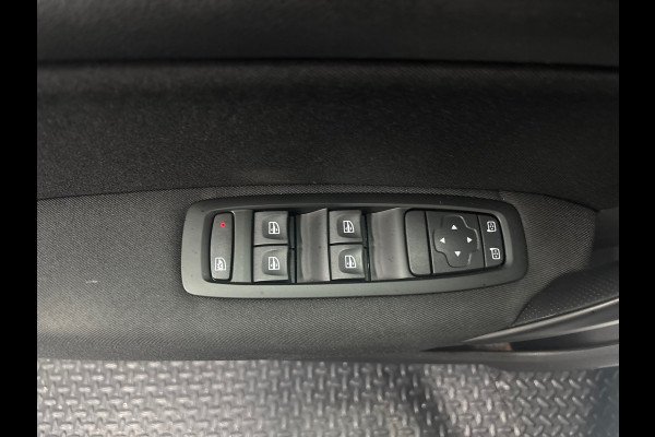 Renault Mégane Estate 1.3 TCe Limited Clima | Cruise | Navi | PDC