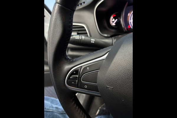 Renault Mégane Estate 1.3 TCe Limited Clima | Cruise | Navi | PDC
